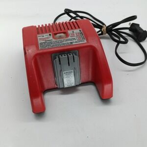 Milwaukee 48-59-2818 Li-Ion NiCd 18V 28V Multi-Voltage Battery Charger a8